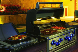 Что учесть при проектировании уличной кухни со встраиваемым грилем?