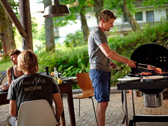 Угольный гриль Weber Performer Original GBS 57 см черный
